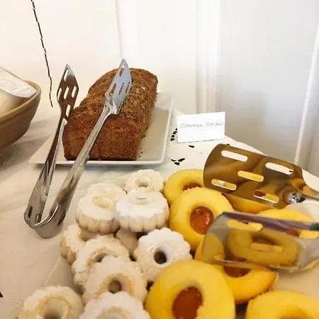 Alojamento de Acomodação e Pequeno-almoço Camilla 4*