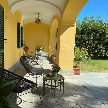 Camilla Bed & Breakfast 4*